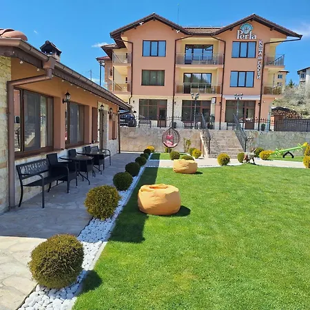 Perla Guest house