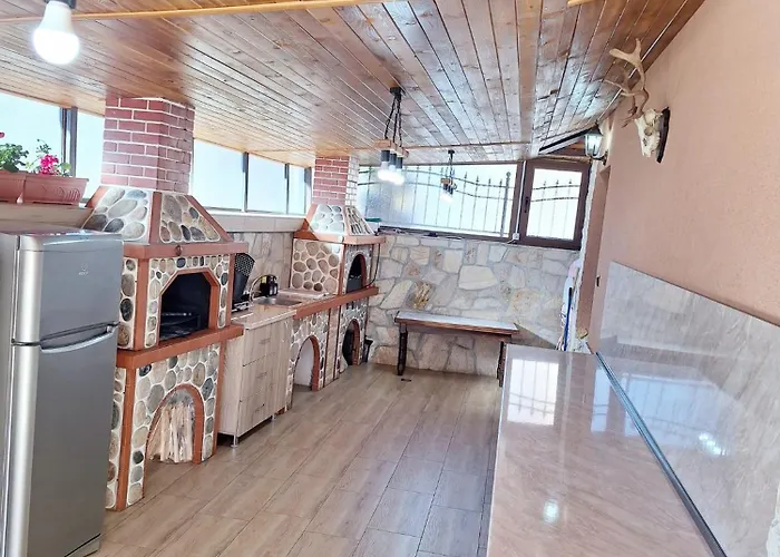 Perla Guest house 3*